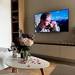 Foxy Cozy شقة دراس